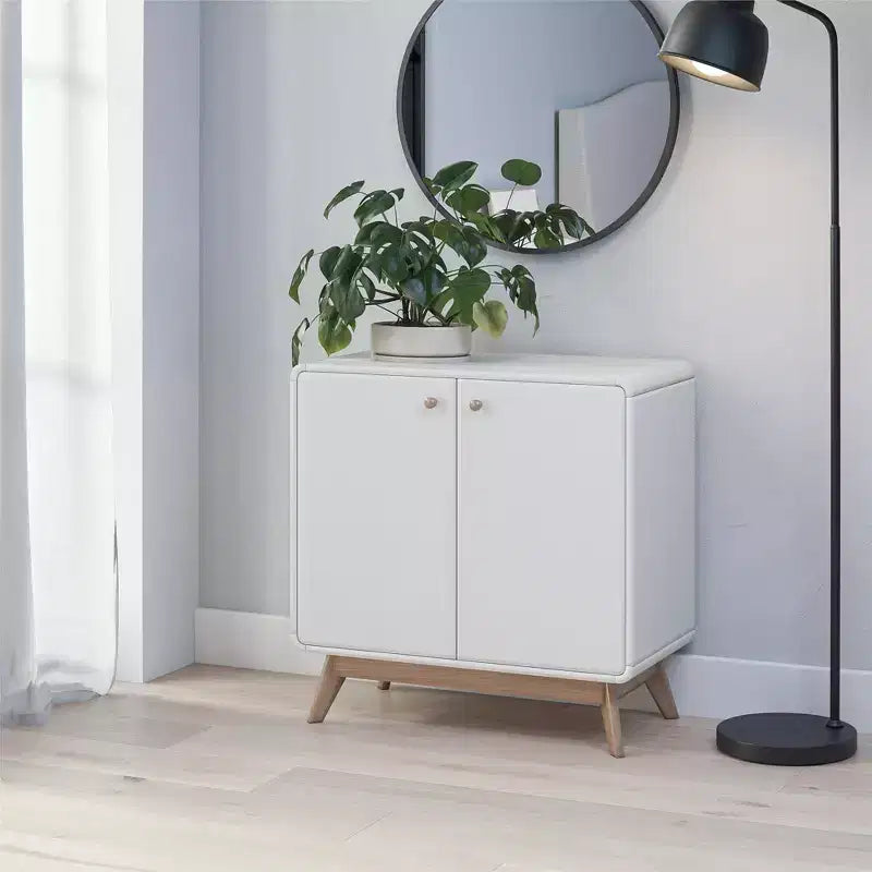 Mobiletto d'accento in stile scandinavo Ren Home Leva